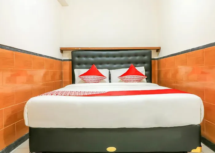 Oyo 2580 Puri Royan Hotel