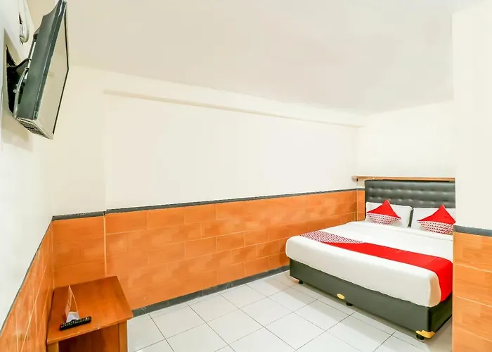 Hotel Oyo 2580 Puri Royan