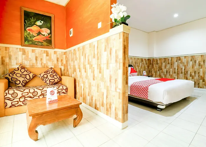 Hotel Oyo 2580 Puri Royan Denpasar