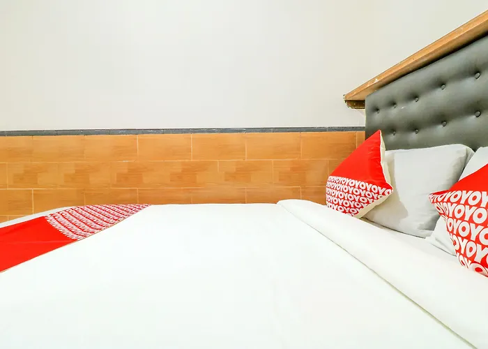 Hotel Oyo 2580 Puri Royan 2*