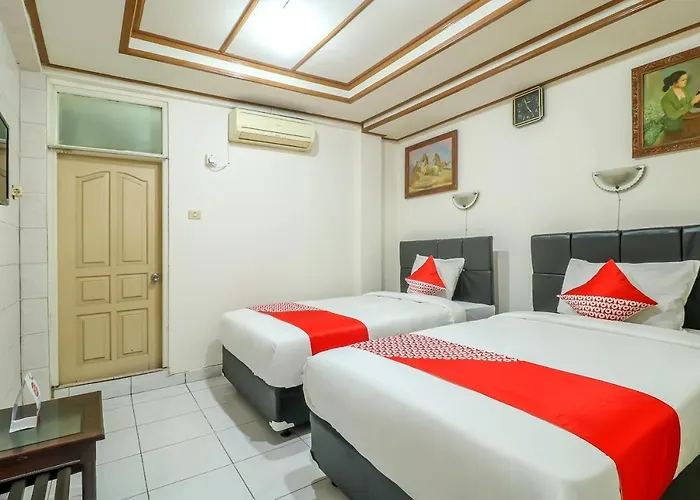 Hotel Oyo 2580 Puri Royan 2*